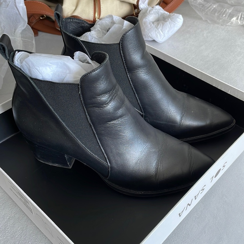 Sol-Sana Bruno Boots - Size 8